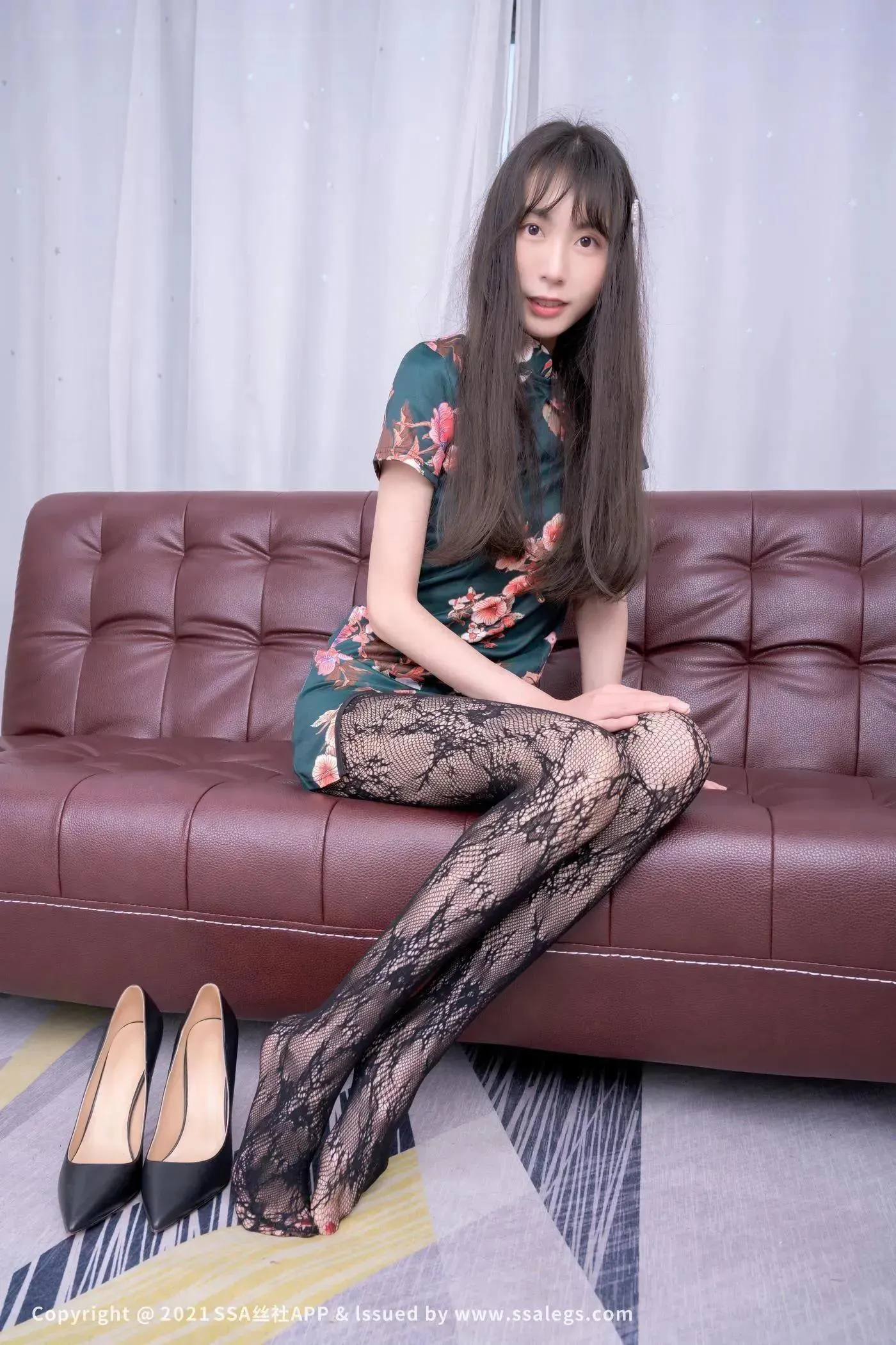 [SSA丝社]超清写真 NO.745 模特团团的黑丝网袜（下） [79P]插图3